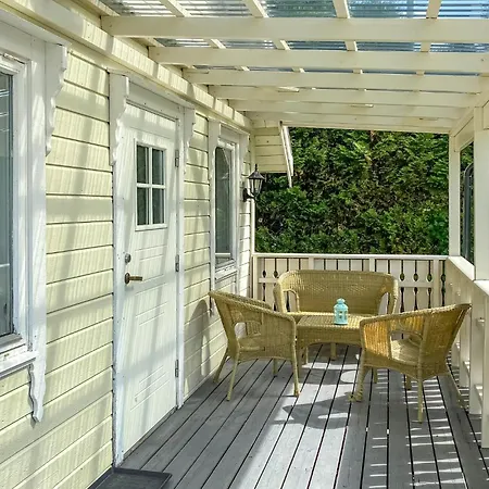 Holiday home 1 Bedroom Cozy In Malmefjorden